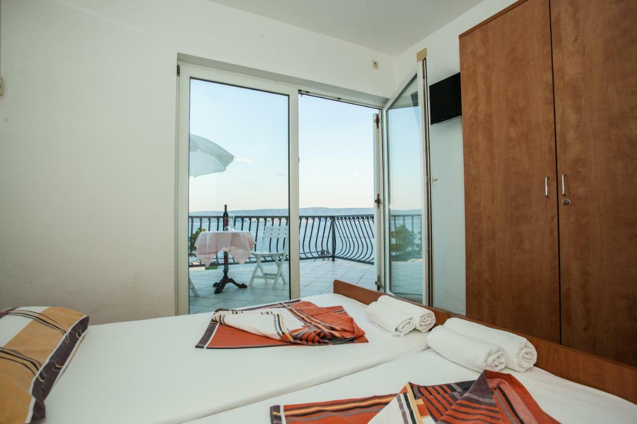 Apartments Pusic Omiš Buitenkant foto